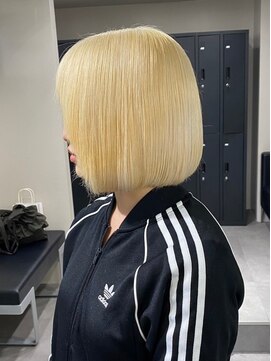 ベレーザ 渋谷(BELEZA) 10184耳かけボブ金髪くすみベーベージュブロンドホワイトボ