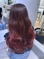 ステア ケース(stair case)&nbsp;グラデーションレッドカラーコントラスト髪質改善トリートメント