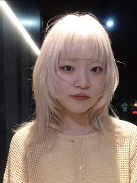 ユルク トウキョウ(jurk tokyo) ブリーチ１回で作るホワイトブロンド