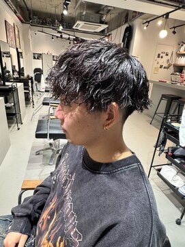 イズ(iss) 秋冬パーマ