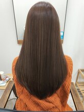 美容師 久保浦&nbsp;美シルエットロング