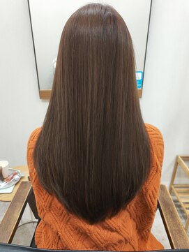 美容師 久保浦 美シルエットロング