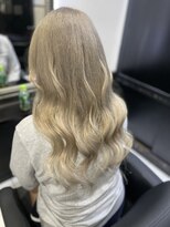 ヘアーデザイン ジェルム(Hair Design germe)&nbsp;付けままホワイトカラー/HYOU