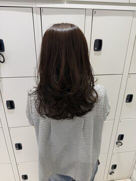 ケンジ 平塚 アネッタ(KENJE annetta) レイヤースタイル