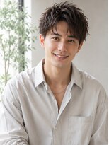 リリアーナ(LILIANA)&nbsp;池袋 スパイキーアップバング ツーブロックショート 爽やか