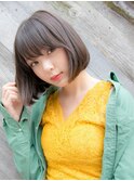 グレージュ　シースルーバング　夏ショート