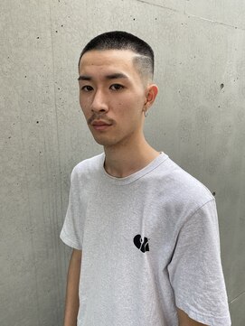 タケシズバーバー(BARBER) ラインボウズスキンフェード