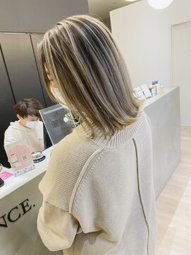 チェレ オレ 新金岡店(Chere ore) バレイヤージュ/ハイライト/ミディアムレイヤー/前髪あり