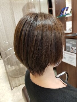 ブランシェ 名鉄小幡駅前店 ショートボブ