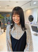 ミディアムボブ フェイスレイヤー ダークオリーブ