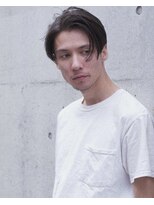 ビジネスマンにも！メンズ前下がりヘア カルマヘア 黒髪ヘア