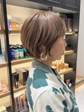 サヴォア(Savoir) 【大人女性におすすめ】垢抜けおしゃれショートボブ