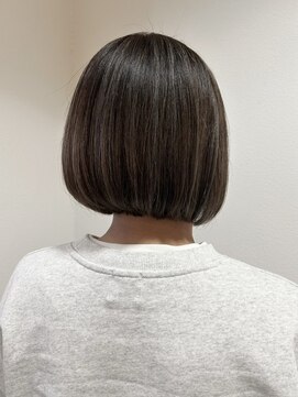 アンド 天王寺店(AND) デザインカラーコントラストハイライト白髪ぼかしショートボブ