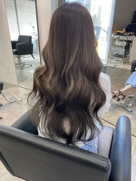 ルル(Lulu) グレージュカラー