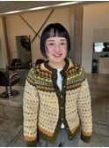 ワイドバングのコンパクトボブ