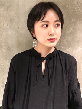 ハマモト 黒髪ショート
