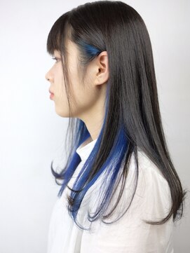 スパ ヘアーデザイン(SPA hair design) ビビッドブルーのインナーカラー