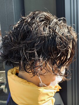 ヘアーアンドビューティ カリテス(Hair & Beauty Charites) クセ毛×スパイラル