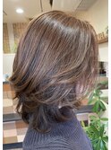 ミディアムヘア