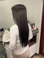 ヘアー リードレス(hair Re:dress)&nbsp;艶髪チャコールグレー×コンサバ系切りっぱなしロング耳掛け小顔