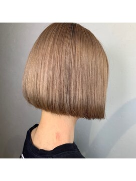 ウェグ 難波(WEG) 道頓堀/韓国ヘア/ハイトーンボブ/髪質改善/ミルクティーカラー