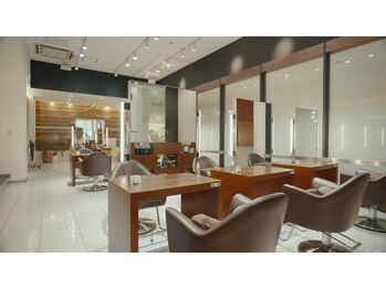 COM'S / i 【コムズアイ】