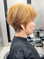 大人可愛い/20代30代40代/黒髪/前下がりショート/丸みショート