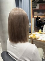 リーオオサカ(Lee Osaka) ベージュカラー×東芽生