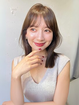 ヴェイン 渋谷(vain) シースルーバング 顔周りレイヤー ストレート アースカラー