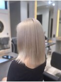 ホワイトブロンド/ブリーチ/ハイトーン/髪質改善