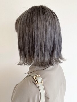 アンドエガオ いわき(&egao) くすみシルバーアッシュ