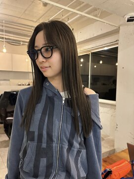 ライン(LINE) ブリーチなしolive brown