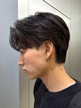 カルム(kalm) 毛流れセンターパートニュアンスパーマカルマヘアメンズパーマ