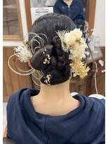 ティム(tim)&nbsp;airi 成人式ヘアセット/振袖ヘア/卒業式ヘア/袴ヘア/リボンヘア