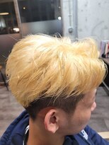 メンズ レオ 南森町店(men's LEO)&nbsp;ホワイトブロンド×フェザーショート
