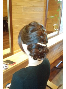 キキ(KiKi) ヘアセット