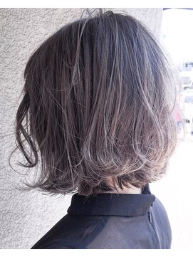 ヘアーアンドアトリエ マール(Hair&Atelier Marl) 【Marlお客様スタイル】ハイライト入りラベンダーグレージュ