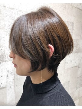 ザ シー 海老名(The C) [The C ]　後頭部ボリューム☆骨格補正ショート