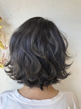 トゥーリ 筑紫野店(tuuli) tuuli筑紫野 ショートボブ 外ハネスタイリング 八谷昌直