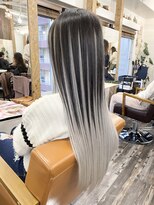 リリー シブヤ(Lilly shibuya)&nbsp;【Lilly渋谷】#ブラック #ホワイト #エクステ #グラデーション