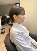 ○ひし形耳かけ小顔ショートボブ