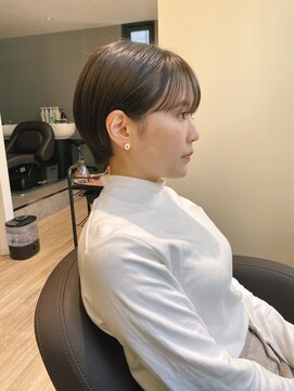 キートス(Kiitos) ○ひし形耳かけ小顔ショートボブ