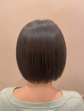 ハイル(Heil) 【Heil】 ボブショート/パッツン/グレージュ/暗髪/大人かわいい