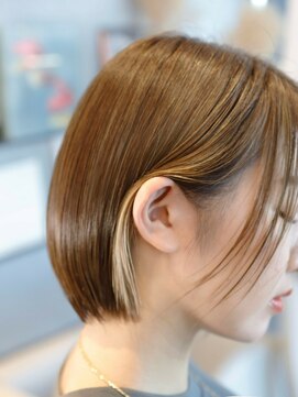 エムスラッシュ 横浜元町店(M.SLASH) ■イヤリングカラー/艶カラー/耳かけ/前下がりボブ元町20-1★