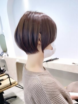 ウル 名古屋栄(ulu) 小顔可愛い大人ショートボブ