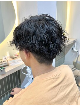 テトラ バイ ネオリーブ 横浜西口店(tetra by neolive) メンズパーマ ツイストスパイラルパーマ
