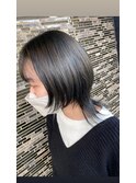 ミディアムウルフ　レイヤー　ブルーメッシュ