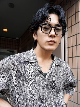 マイロ(mailo) シャドウパーマセンターパート