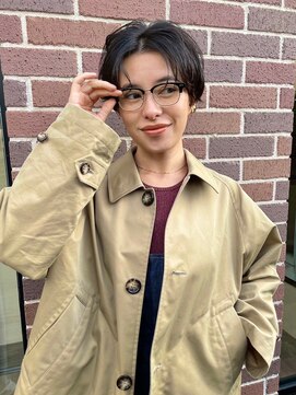 ザシー オモテサンドウ(The C) 20代30代40代ナチュラル大人可愛いレイヤースタイル