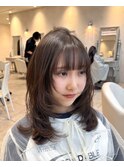 ワンカールでおしゃれに!ミディアムウルフレイヤー